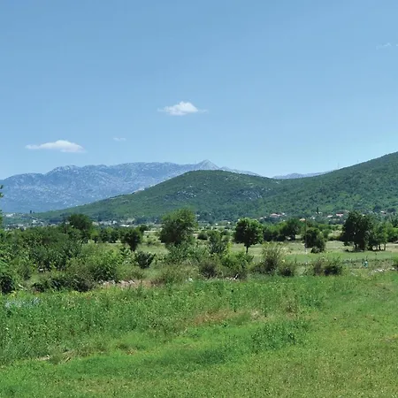 Vikendica Lovely In Dicmo Prisoje *